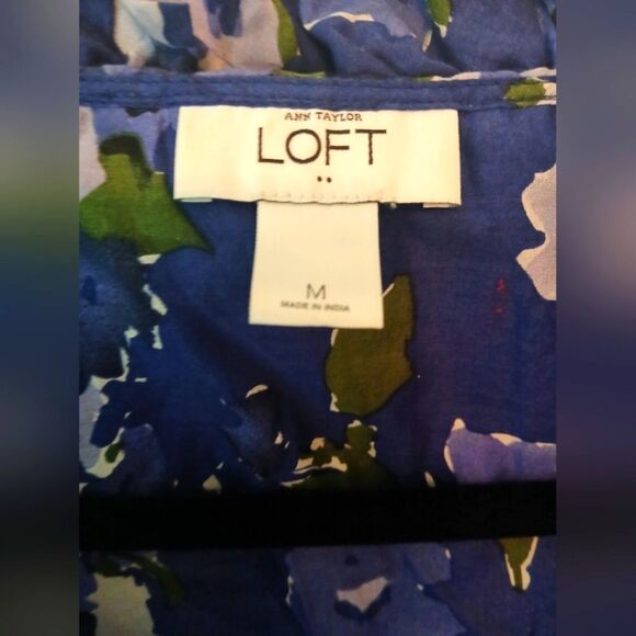 Ann Taylor LOFT Indigo Floral Feminine Ruffle Button-Down Spring Blouse Top M - Picture 3 of 7